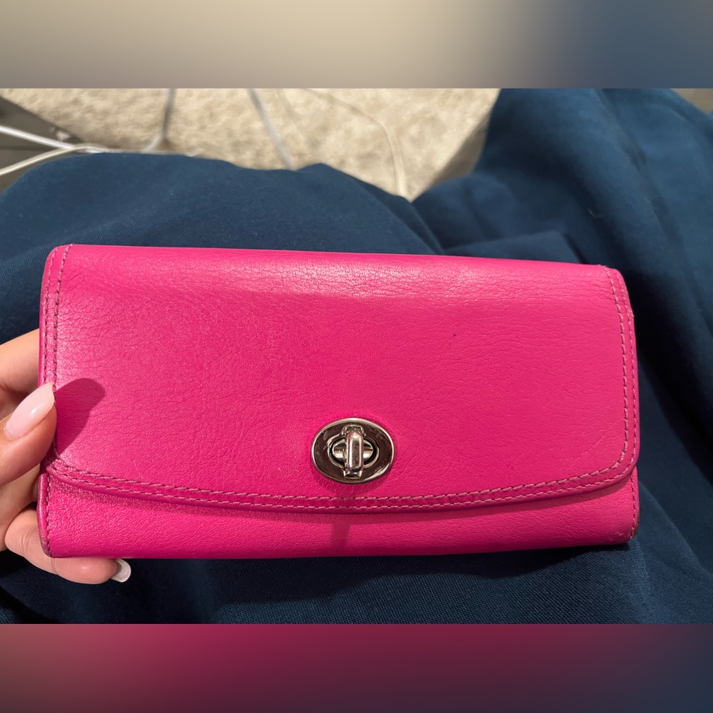Coach Legacy Leather Pink Flap Envelope Slim Wallet Turnlock